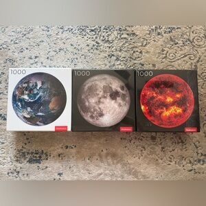 Bluekazoo Earth, Moon, and Sun Puzzle Set